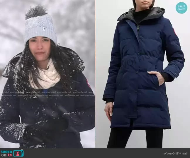 WornOnTV: Emilie’s navy down coat and blue pom pom beanie on Today ...