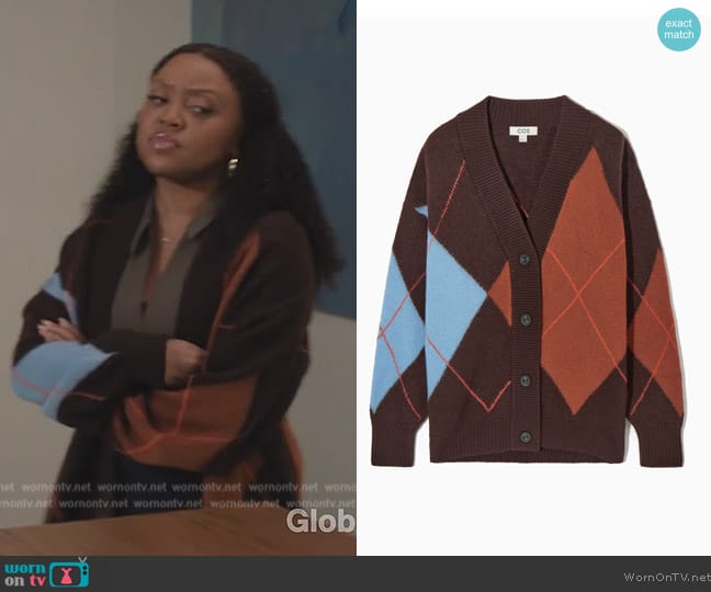 WornOnTV: Janine’s brown argyle cardigan on Abbott Elementary | Quinta ...