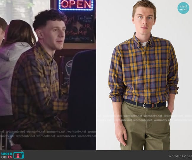 J. Crew Brushed twill shirt worn by Jacob Hill (Chris Perfetti) on Abbott Elementary