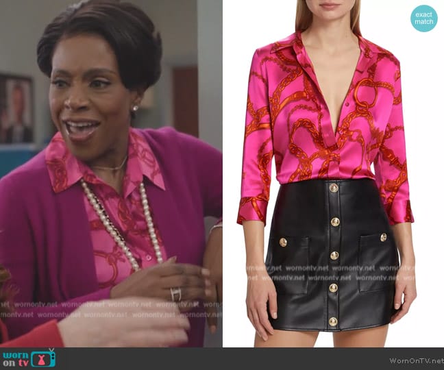 WornOnTV: Barbara’s pink chain print blouse on Abbott Elementary ...