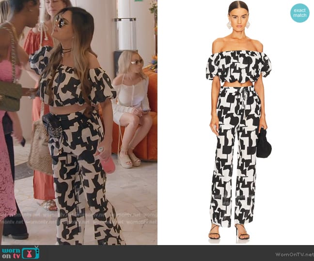 Milly Cabana Mason Modern Geometric Top worn by Adriana de Moura (Adriana de Moura) on The Real Housewives of Miami