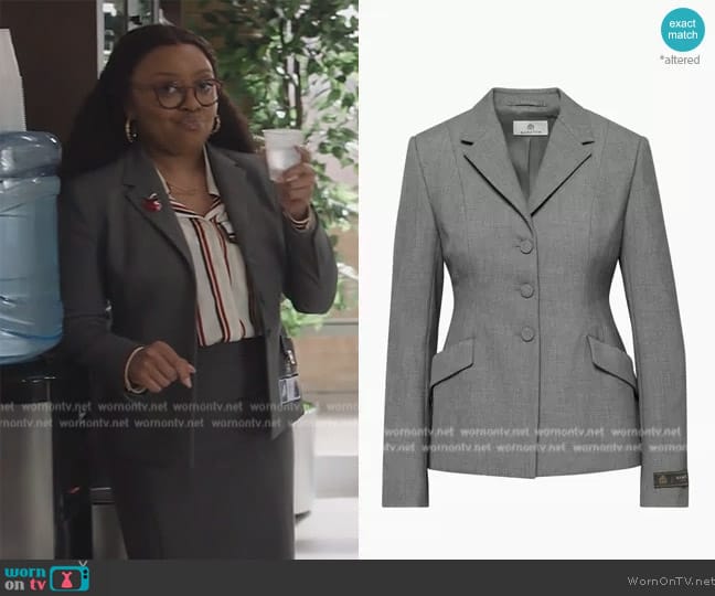 Babaton Venture Blazer worn by Janine Teagues (Quinta Brunson) on Abbott Elementary