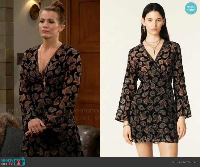 Chelsea’s paisley print v-neck dress on The Young and the Restless
