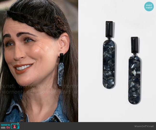 Chicos Black & Gray Linear Post Earrings worn by Lois Cerullo (Rena Sofer) on General Hospital