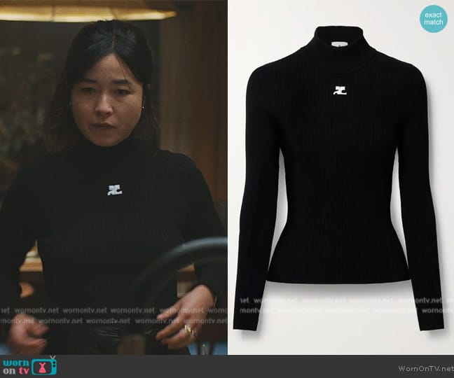 Courreges Reedition embroidered ribbed-knit turtleneck sweater worn by Jane Smith (Maya Erskine) on Mr. & Mrs. Smith