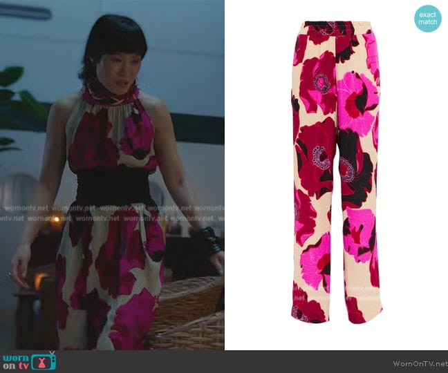 Dries Van Noten Floral-print mid-rise woven trousers worn by Eleanor Chun (Karoline) on Death and Other Details