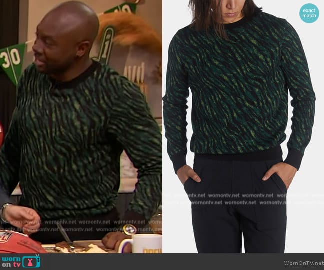 Eddie Jackson’s green animal stripe sweater on The Drew Barrymore Show