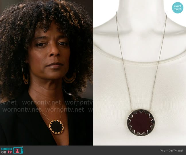 House of Harlow Sunburst Necklace worn by Beverly Crest (Leslie Silva) on So Help Me Todd