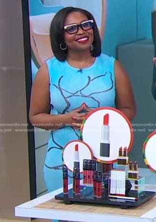 Jessica Cruel's blue printed sleeveless dress on Good Morning America