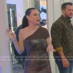 Katy Perry’s brown leather top and skirt on American Idol