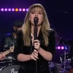 Kelly’s black velvet blazer dress on The Kelly Clarkson Show