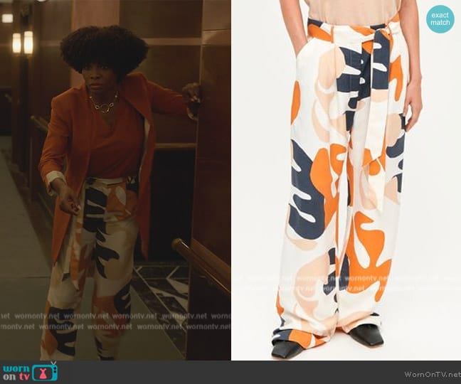 Marimekko Linen Printed Pants worn by Alexandra Hochenberg (Tamberla Perry) on Death and Other Details