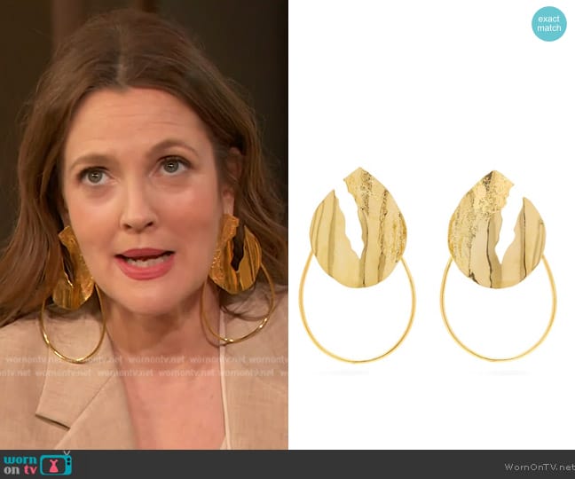 Misho Textured Hoops worn by Drew Barrymore on The Drew Barrymore Show