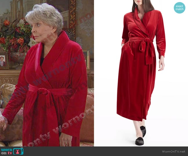 Natori Natalie Velvet Robe in Brocade Red worn by Julie Olson Williams (Susan Seaforth Hayes) on Days of our Lives