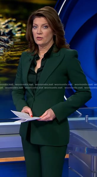 Norah’s dark green shirt and suit on CBS Evening News