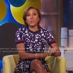 Robin’s navy floral short sleeve dress on Good Morning America