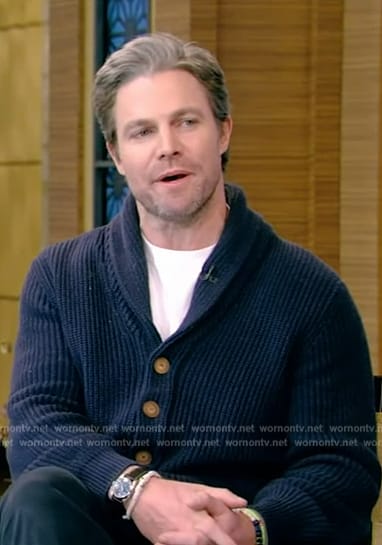 Stephen Amell’s blue knit cardigan on Live with Kelly and Mark