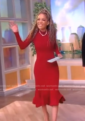 Sunny's red ribbed dress on The View