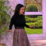 Vanessa Deleon’s metallic skirt on The View