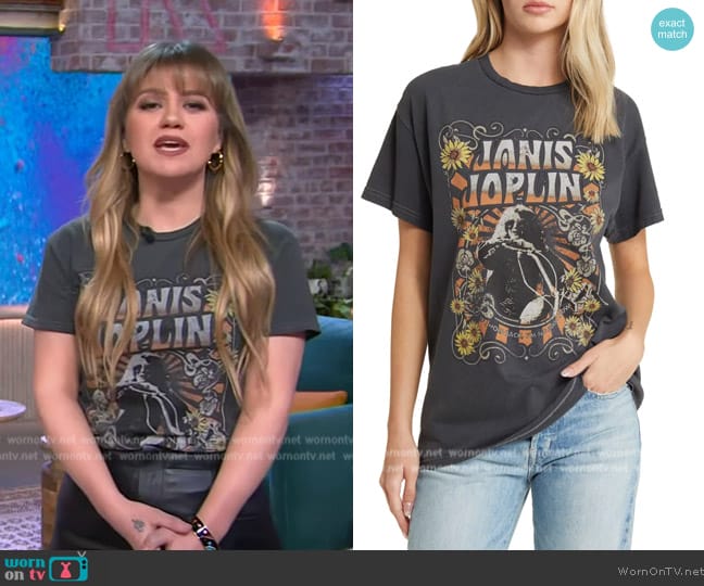 Vinyl Icons Janis Joplin Cotton Graphic T-Shirt worn by Kelly Clarkson on The Kelly Clarkson Show