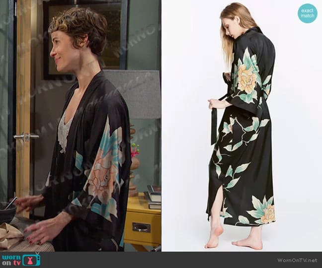 Kim + Ono Aimi Kimono Robe worn by Sarah Horton (Linsey Godfrey) on Days of our Lives