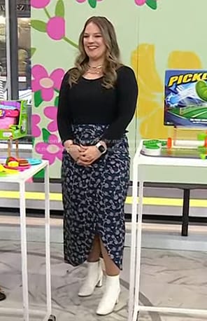 Ali Mierzejewski’s navy floral skirt on Today