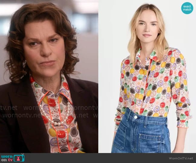 Alice + Olivia Willa Shirt in Dinner Party worn by Belinda Tuttle (Sandra Bernhard) on So Help Me Todd