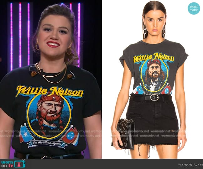 Madeworn Willie Nelson On The Road Again Crew Tee worn by Kelly Clarkson on The Kelly Clarkson Show