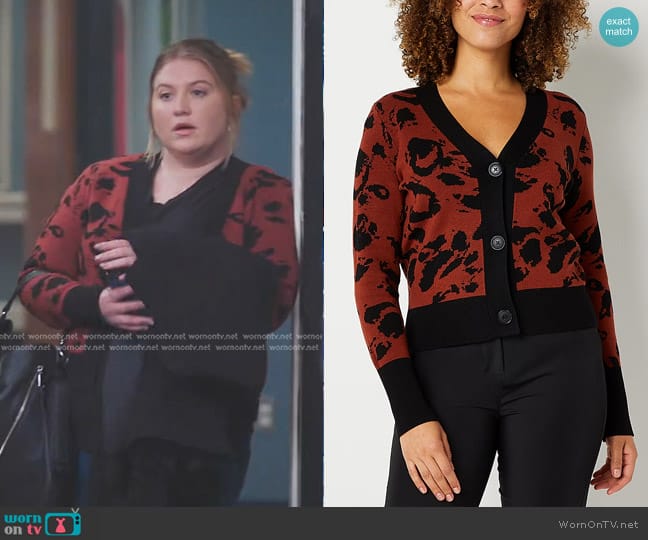 Worthington V Neck Long Sleeve Button Cardigan worn by Taryn Helm  (Jaicy Elliot) on Greys Anatomy