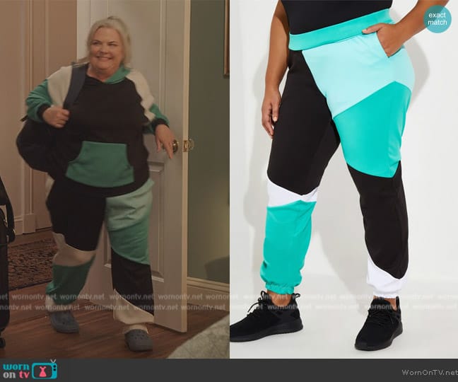 Ashley Stewart Colorblock Joggers worn by Gloria McManus (Paula Pell) on Girls5eva