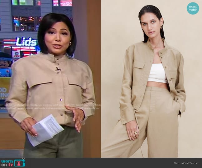 Banana Republic Arcata Tencel-Linen Shirt in Workwear Khaki worn by Stephanie Ramos on Good Morning America