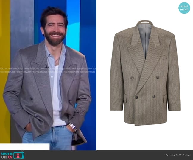 Boss Double Breasted Suit in pure cashmere with stripe pattern worn by Jake Gyllenhaal on Good Morning America