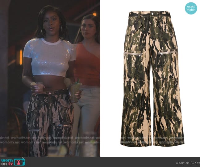 Dion Lee slouch-pocket trousers worn by Annika (Justine Skye) on Grown-ish