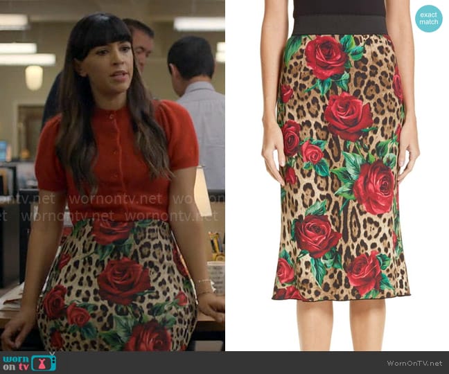 Dolce & Gabbana Rose & Leopard Print Cady Skirt worn by Sam (Hannah Simone) on Not Dead Yet