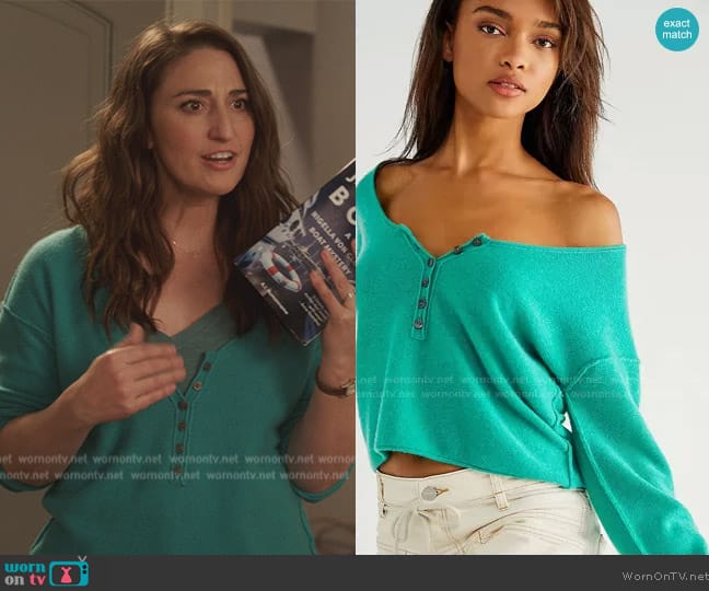 Free People Nimbus Cashmere Henley in Vert De Mer worn by Dawn Solano (Sara Bareilles) on Girls5eva