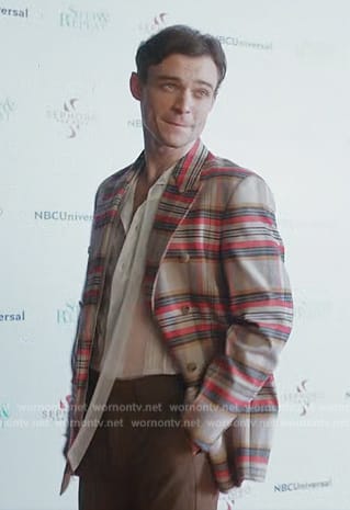 Gray’s plaid blazer on Girls5eva