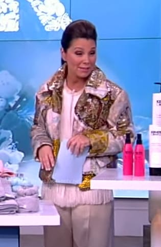 Gretta Monahan's metallic jacquard jacket on The View