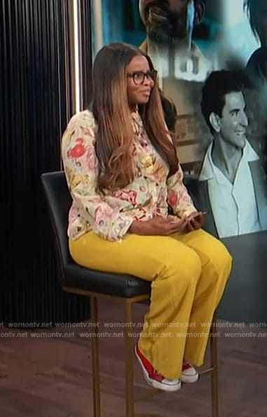 Jacqueline Coley’s floral print blouse on E! News