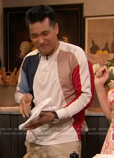 Jordan Andino's colorblock long sleeve tee on The Drew Barrymore Show