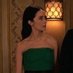 Julia’s strapless green gown on Extended Family