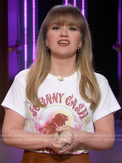 Kelly's Johnny Cash graphic tee and skirt on The Kelly Clarkson Show