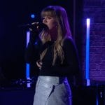 Kelly’s printed mini wrap skirt on The Kelly Clarkson Show