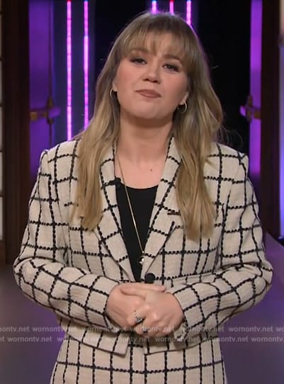 Kelly’s check blazer and shorts on The Kelly Clarkson Show