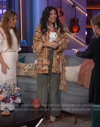 Kiawentiio's denim fringe jeans on The Kelly Clarkson Show