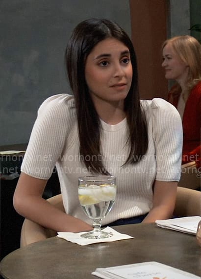 Molly's white ribbed puff sleeve top on General Hospital