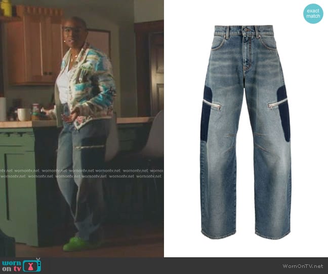 Palm Angels Patch-Embellishment Loose-Fit Jeans worn by Henrietta Wilson (Aisha Hinds) on 9-1-1