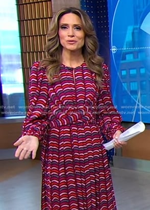 Rhiannon's pink geometric print pleated dress on Good Morning America