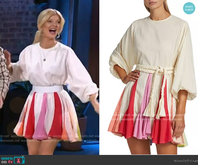 Rhode Resort Ella Colorblock Pleat Minidress worn by Arden Myrin on The Kelly Clarkson Show