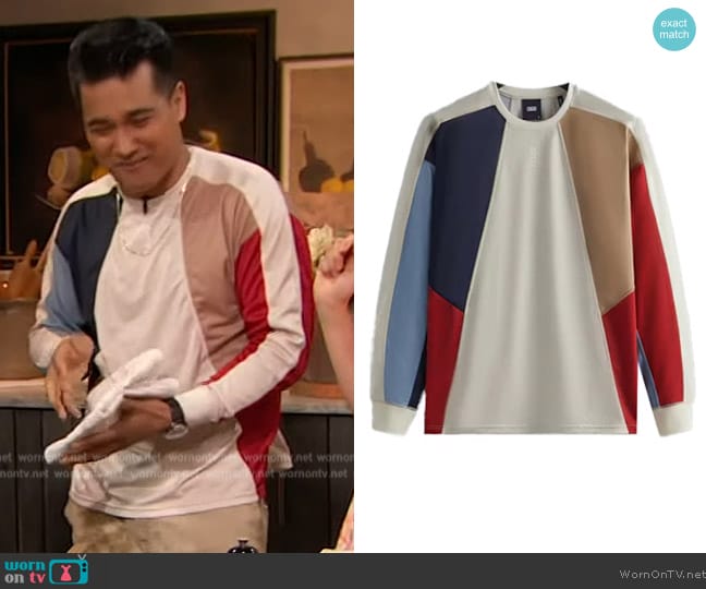 Kith Long Sleeve Panelled Otto Tee worn by Jordan Andino on The Drew Barrymore Show