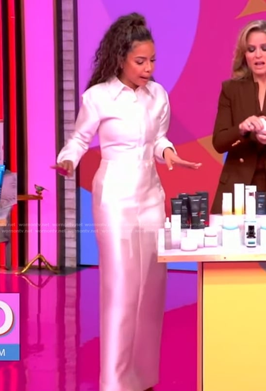 Sunny's white satin shirtdress on The View